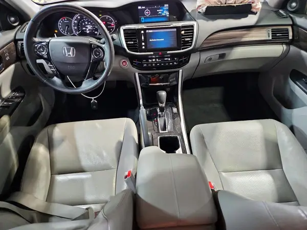 1HGCR2F83HA155158 2017 HONDA ACCORD - Image 8