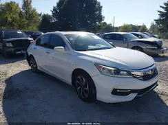 1HGCR2F83HA171067 2017 HONDA ACCORD
