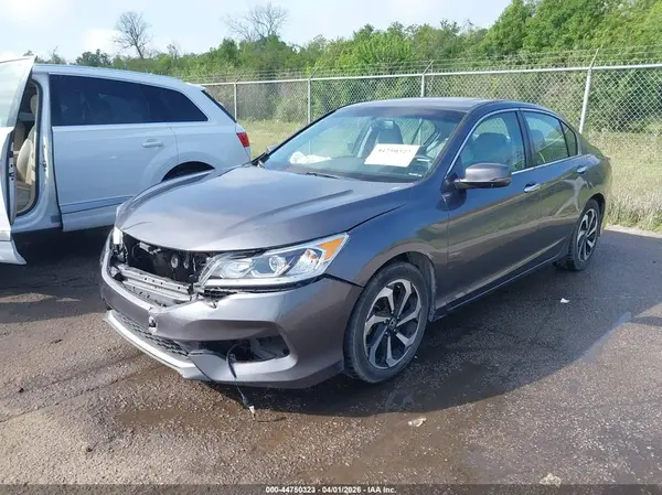 1HGCR2F83HA199371 2017 HONDA ACCORD - Image 2