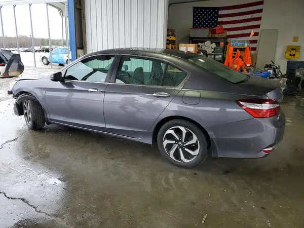 1HGCR2F83HA199810 2017 HONDA ACCORD - Image 2