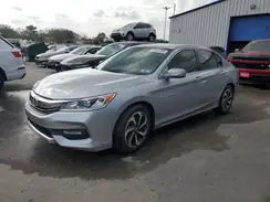 1HGCR2F83HA206044 2017 HONDA ACCORD