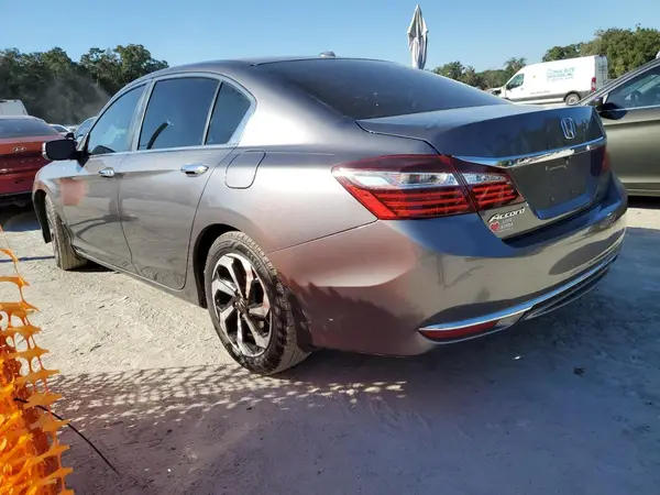 1HGCR2F83HA211745 2017 HONDA ACCORD - Image 2
