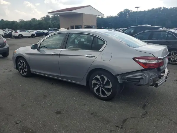 1HGCR2F83HA236581 2017 HONDA ACCORD - Image 2