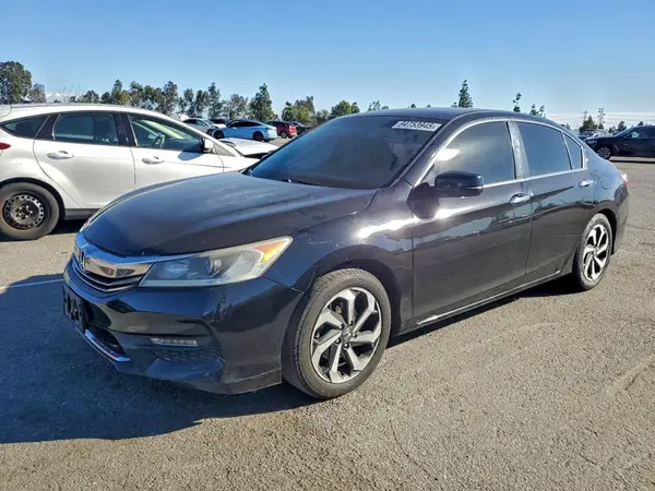 1HGCR2F83HA285909 2017 HONDA ACCORD - Image 1