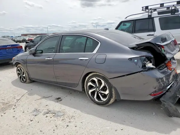 1HGCR2F83HA298756 2017 HONDA ACCORD - Image 2