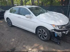 1HGCR2F83HA305222 2017 HONDA ACCORD