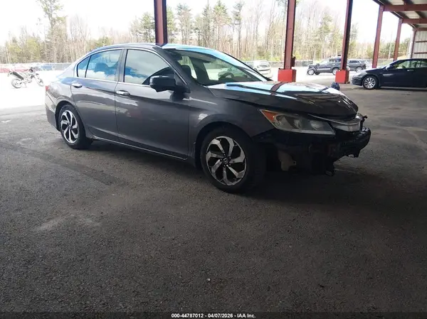 1HGCR2F84GA013979 2016 HONDA ACCORD - Image 1