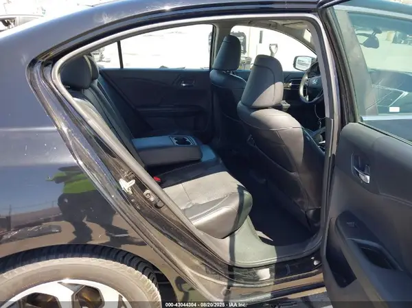 1HGCR2F84GA037134 2016 HONDA ACCORD - Image 8