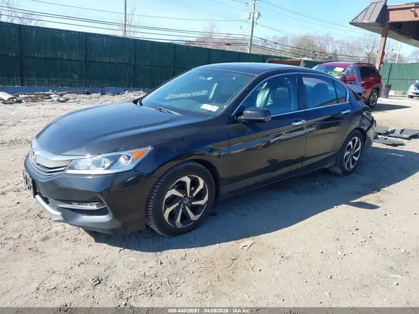 1HGCR2F84GA065922 2016 HONDA ACCORD - Image 2