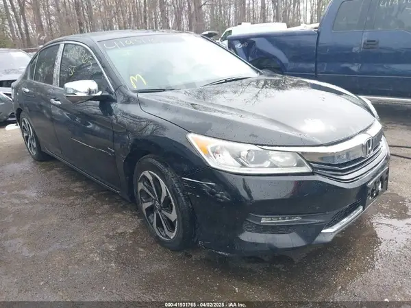 1HGCR2F84GA075172 2016 HONDA ACCORD - Image 1