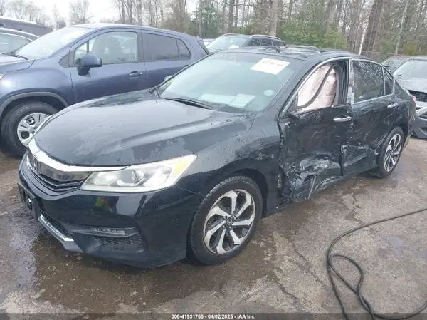 1HGCR2F84GA075172 2016 HONDA ACCORD - Image 2