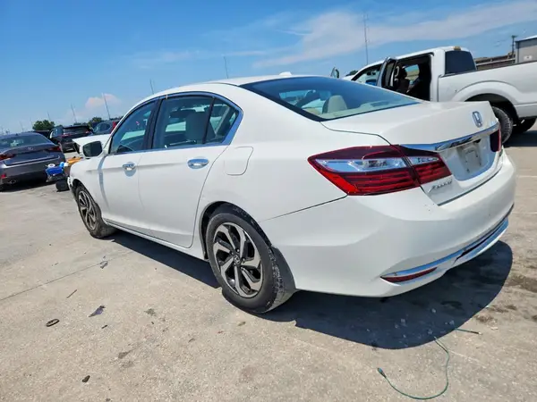 1HGCR2F84GA089783 2016 HONDA ACCORD - Image 2