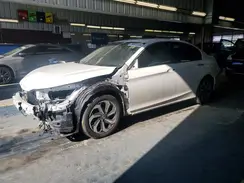 1HGCR2F84GA161548 2016 HONDA ACCORD