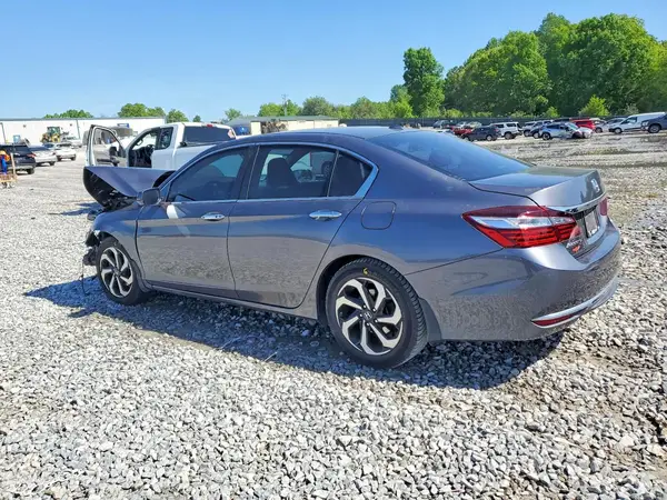 1HGCR2F84HA001963 2017 HONDA ACCORD - Image 2