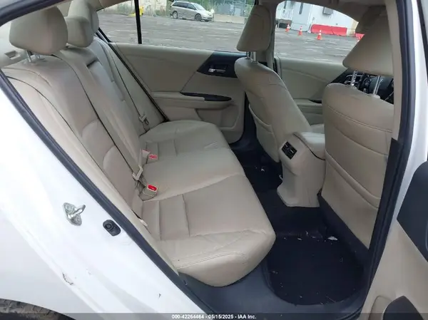 1HGCR2F84HA005866 2017 HONDA ACCORD - Image 8