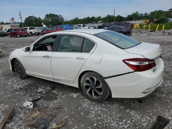 1HGCR2F84HA028855 2017 HONDA ACCORD - Image 2