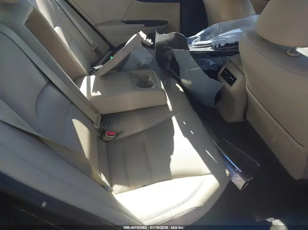 1HGCR2F84HA049947 2017 HONDA ACCORD - Image 8