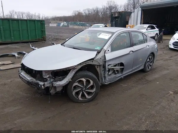 1HGCR2F84HA062939 2017 HONDA ACCORD - Image 2