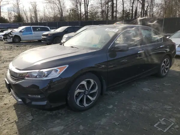 1HGCR2F84HA074766 2017 HONDA ACCORD - Image 1