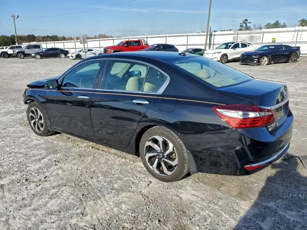 1HGCR2F84HA098243 2017 HONDA ACCORD - Image 2