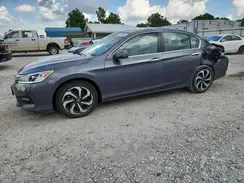 1HGCR2F84HA100640 2017 HONDA ACCORD