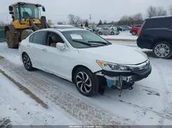 1HGCR2F84HA127384 2017 HONDA ACCORD