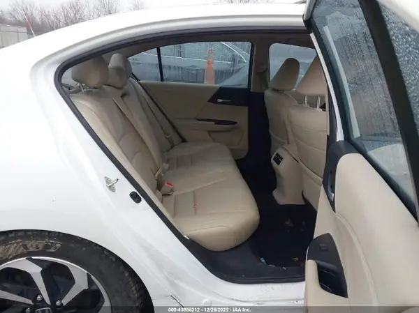 1HGCR2F84HA127384 2017 HONDA ACCORD - Image 8