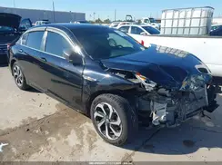 1HGCR2F84HA136974 2017 HONDA ACCORD