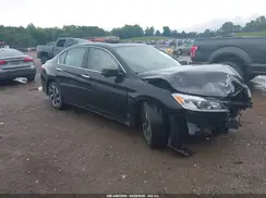 1HGCR2F84HA140555 2017 HONDA ACCORD