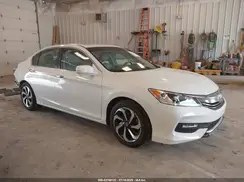 1HGCR2F84HA145576 2017 HONDA ACCORD