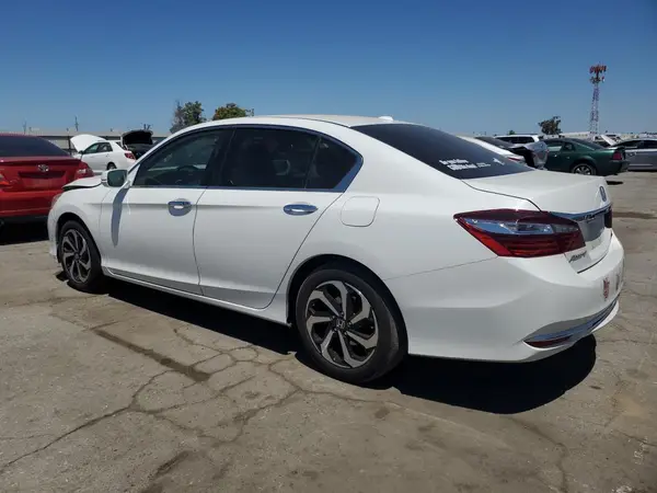 1HGCR2F84HA147702 2017 HONDA ACCORD - Image 2