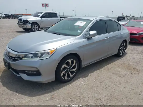 1HGCR2F84HA166122 2017 HONDA ACCORD - Image 2