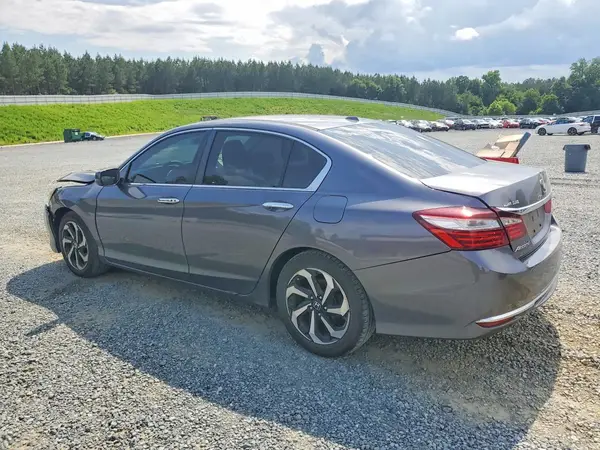 1HGCR2F84HA167948 2017 HONDA ACCORD - Image 2