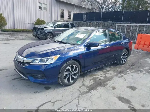 1HGCR2F84HA188301 2017 HONDA ACCORD - Image 2
