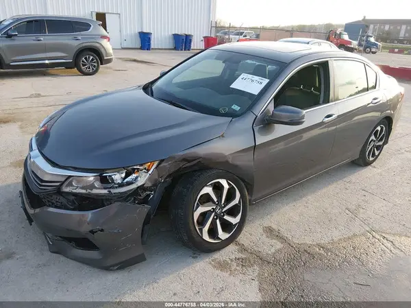 1HGCR2F84HA191733 2017 HONDA ACCORD - Image 2