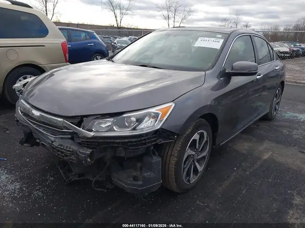 1HGCR2F84HA196057 2017 HONDA ACCORD - Image 2