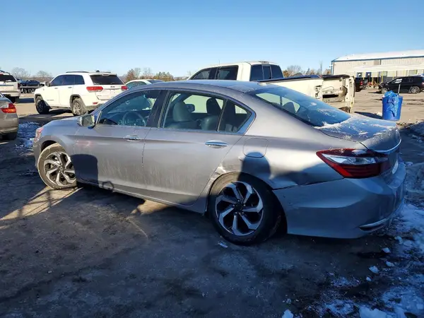 1HGCR2F84HA204870 2017 HONDA ACCORD - Image 2