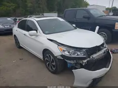 1HGCR2F84HA206103 2017 HONDA ACCORD