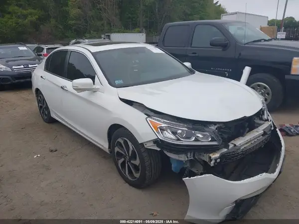 1HGCR2F84HA206103 2017 HONDA ACCORD - Image 1