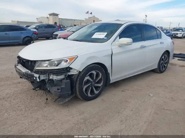 1HGCR2F84HA221586 2017 HONDA ACCORD - Image 2