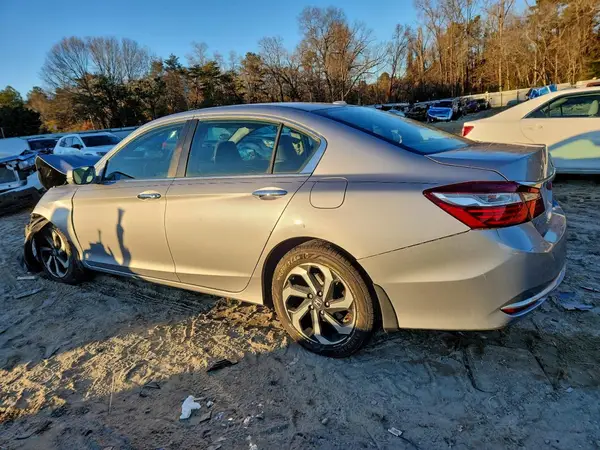 1HGCR2F84HA236590 2017 HONDA ACCORD - Image 2