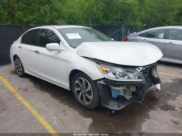 1HGCR2F84HA239554 2017 HONDA ACCORD - Image 1