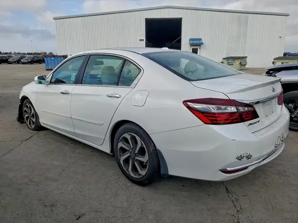 1HGCR2F85GA001744 2016 HONDA ACCORD - Image 2