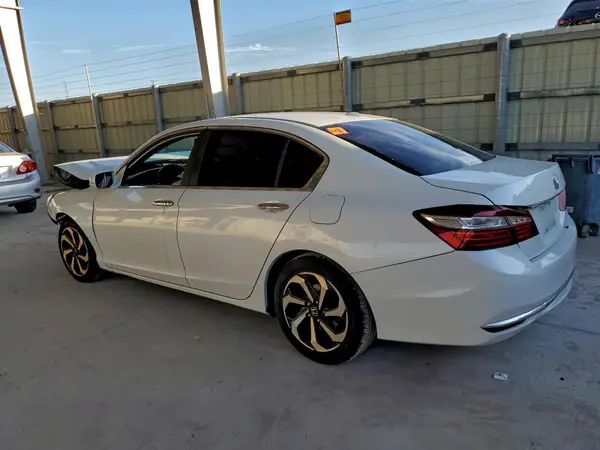 1HGCR2F85GA006765 2016 HONDA ACCORD - Image 2