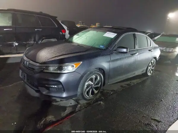 1HGCR2F85GA115811 2016 HONDA ACCORD - Image 2