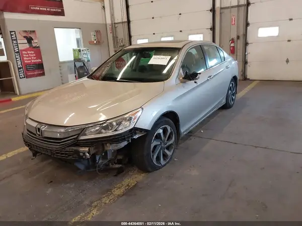1HGCR2F85GA168086 2016 HONDA ACCORD - Image 2