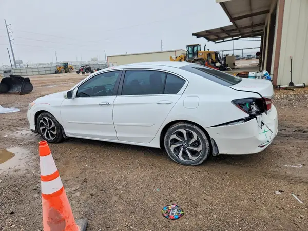 1HGCR2F85GA178875 2016 HONDA ACCORD - Image 2
