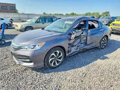 1HGCR2F85HA024393 2017 HONDA ACCORD