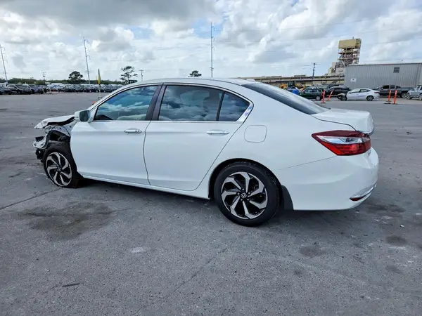 1HGCR2F85HA037726 2017 HONDA ACCORD - Image 2