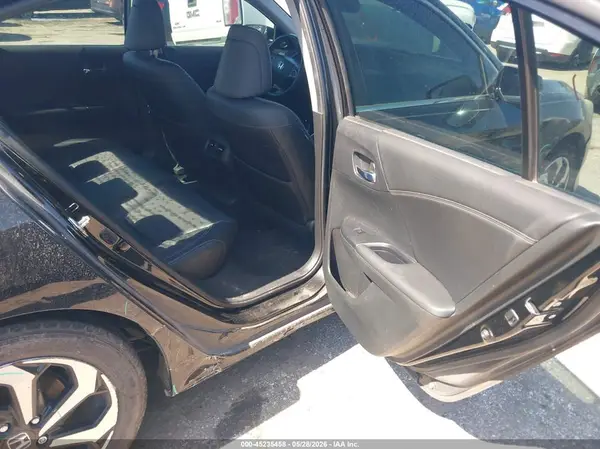 1HGCR2F85HA054588 2017 HONDA ACCORD - Image 8